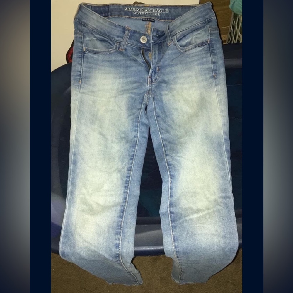 Female Jeans - Picture 4 of 16